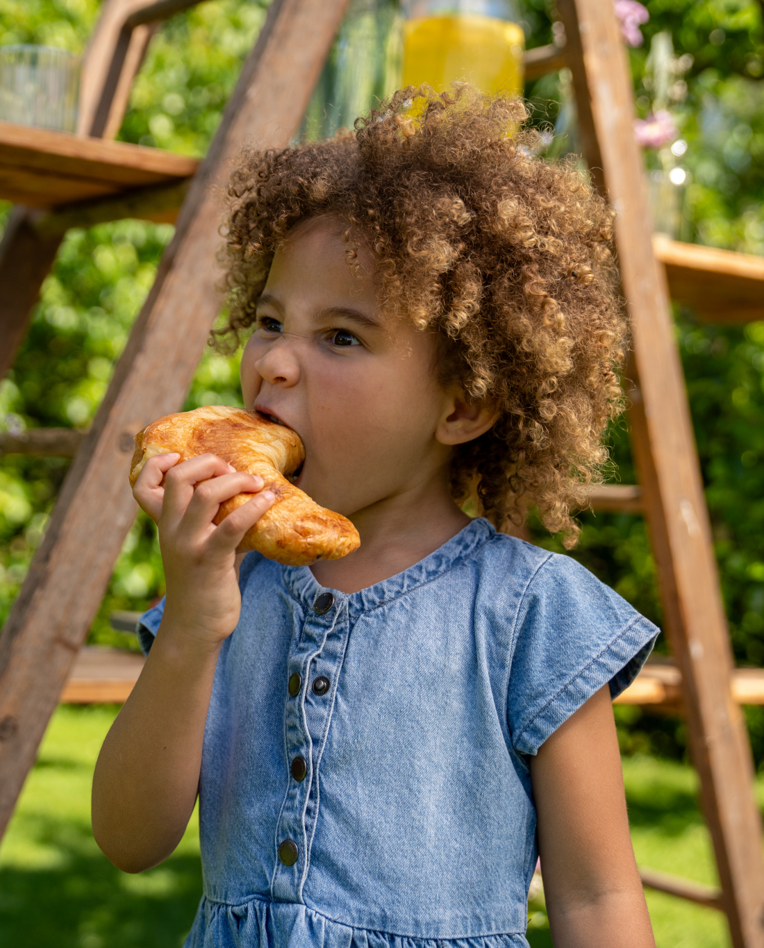 Denim Delight | Traper haljina za djevojčice s kratkim rukavima
