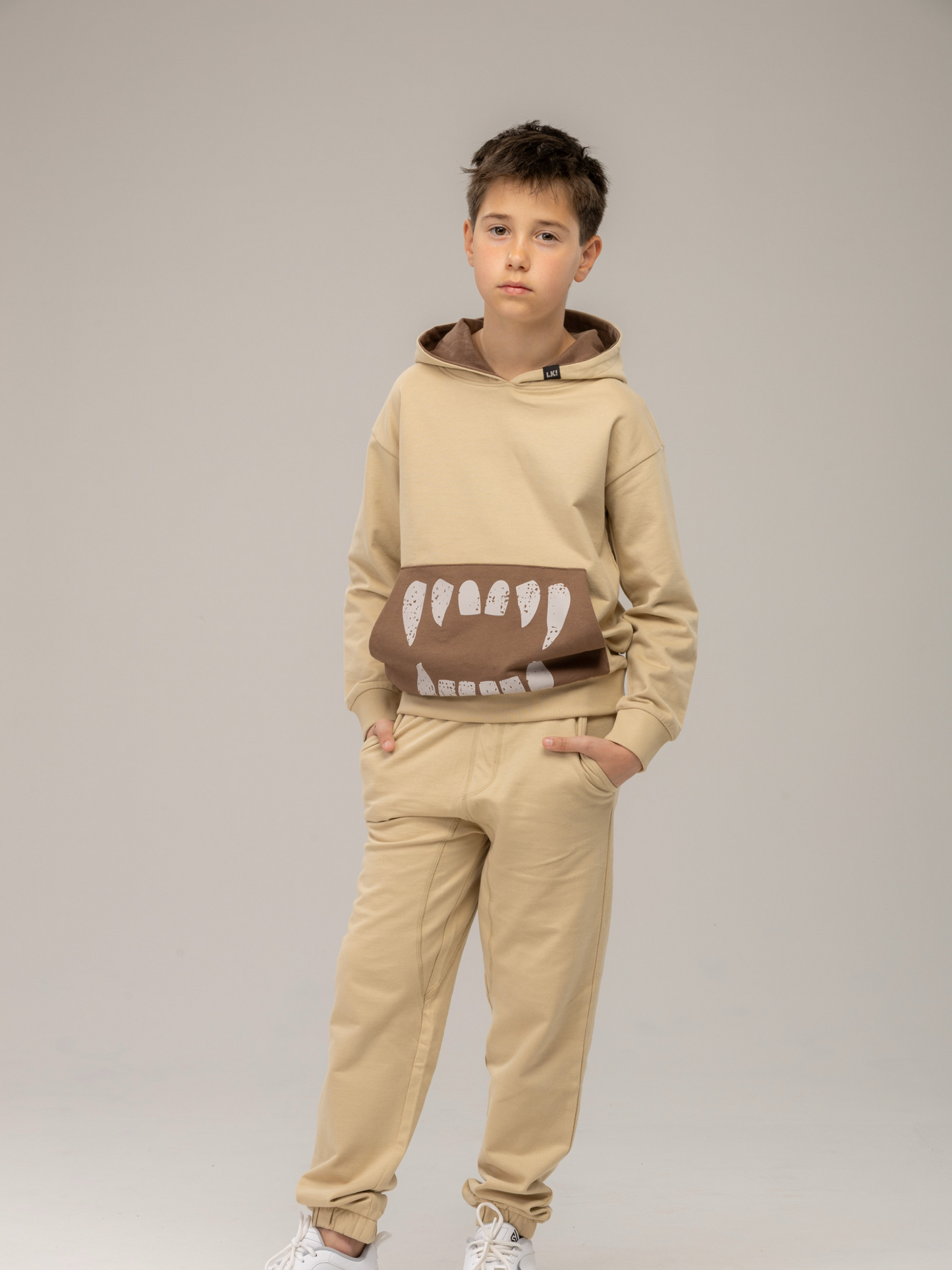 Beige Brown Teeth | Majica s kapuljačom za dječake